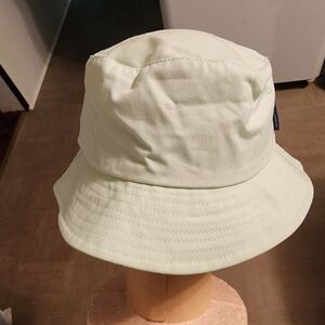 Walt Disney World Disney Parks Spirit Jersey Mint Green Bucket Hat One Size NWOT